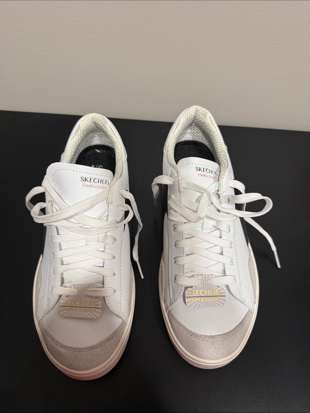 Skechers women’s sneakers - Picture 2 of 5
